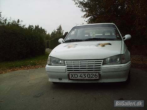 Opel kadett E billede 1