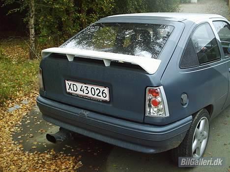 Opel kadett E billede 4