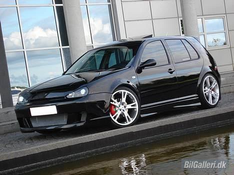 VW Golf IV GTI 20VT ¤SOLGT¤  -  ¤SOLGT¤ Læs mere om denne skønne vogen i min profil!! Lister og tåge lygte huller fjernet+dør lister & håntag på bagdøren!!  Alt godt frem over til den nye ejer..... My baby!!;) billede 1