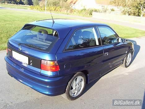 Opel Astra GSI 16V billede 4