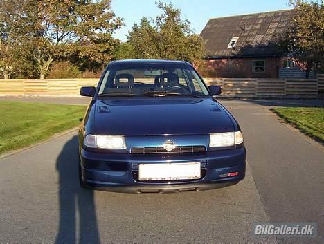 Opel Astra GSI 16V billede 10