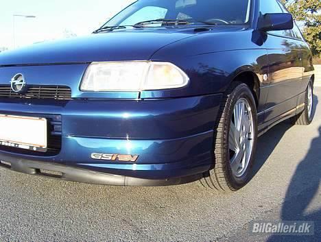 Opel Astra GSI 16V billede 17
