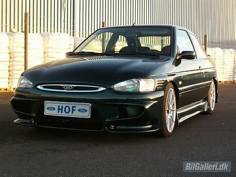Ford escort 1.8i sport  billede 1
