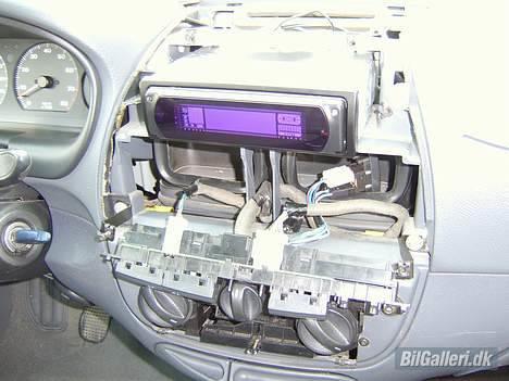 Fiat Bravo - interniøret er sendt til maleren.. Alt skal indfarves! billede 12