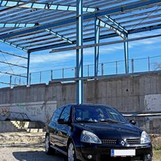 Renault Clio Sport 182