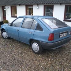 Opel Kadett E 1.2