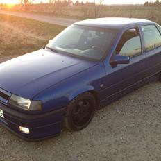 Opel vectra 2000 v6 24v