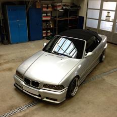 BMW E36 Cabriolet    (Solgt)