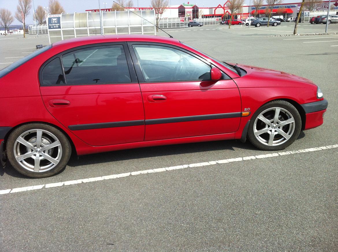 Toyota Avensis T22 billede 9