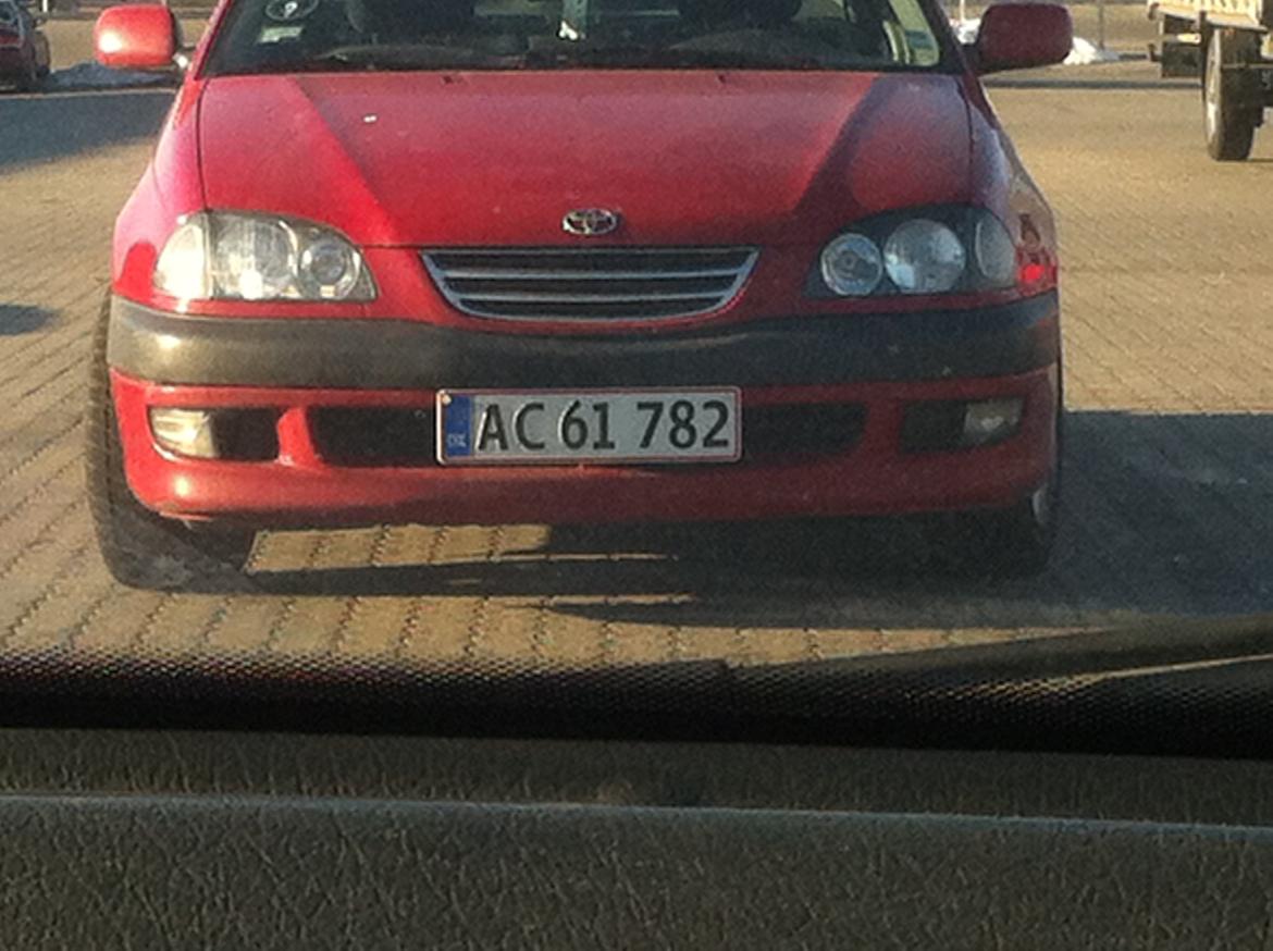 Toyota Avensis T22 billede 11