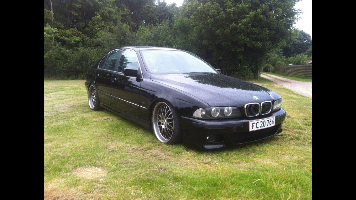 BMW E39 523i billede 1