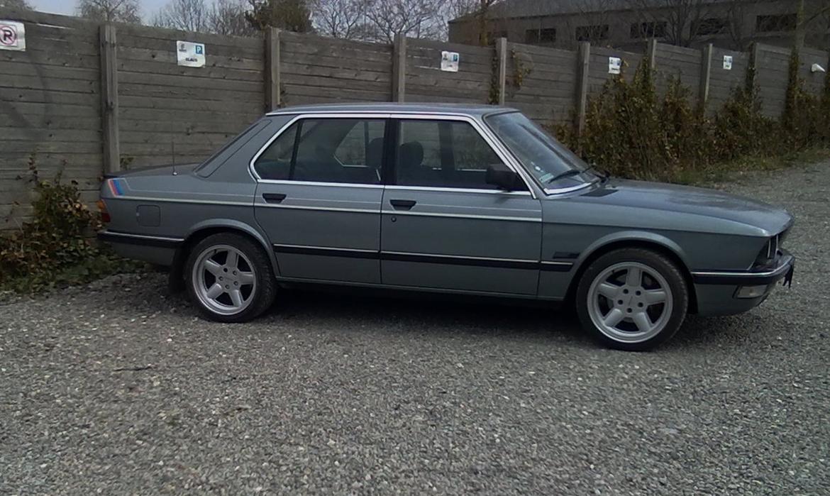 BMW E28 525i - Til Koed 2013. billede 1