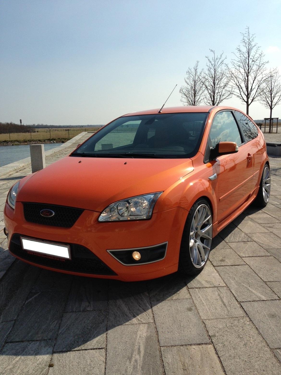 Ford Focus ST - SOLGT - billede 1