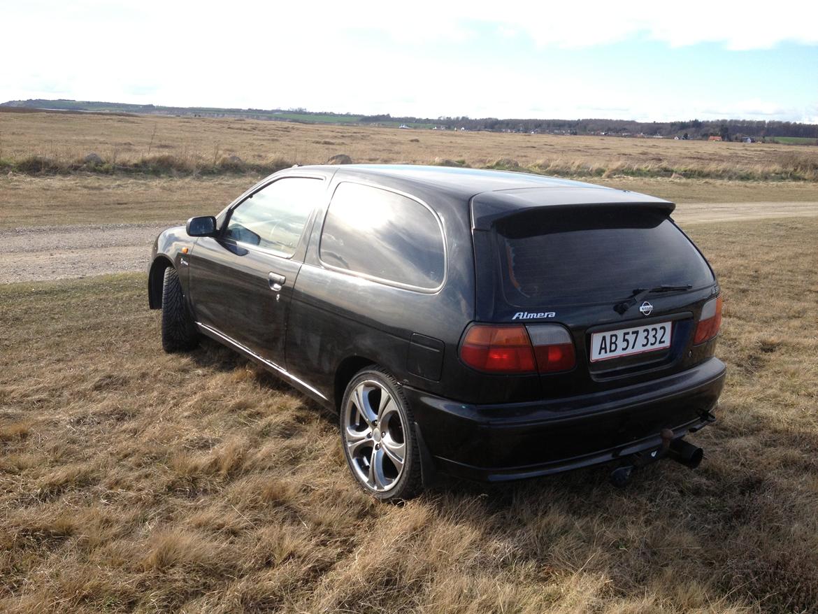 Nissan almera SR 1,6 twincam billede 10