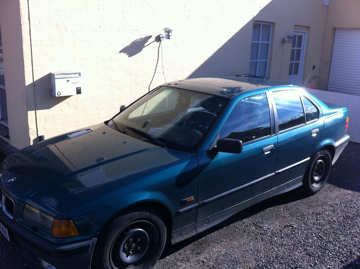 BMW E36 325I Sedan billede 2
