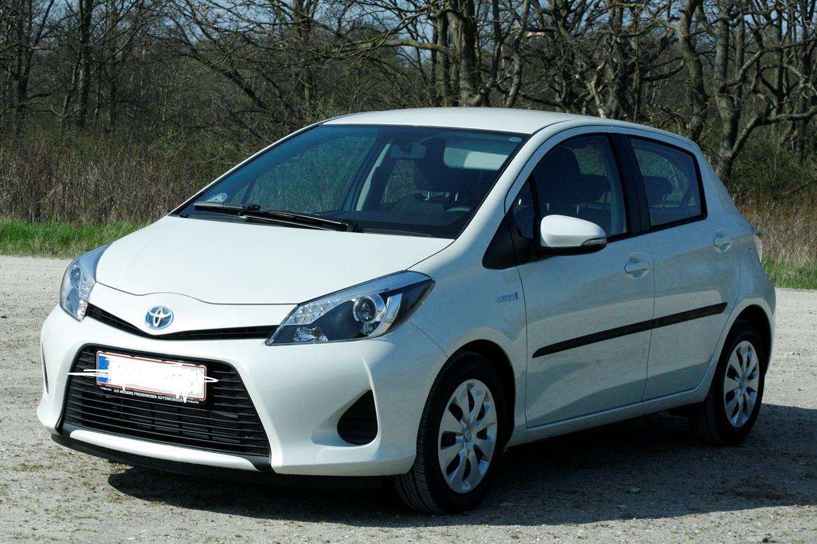 Toyota Yaris Hybrid billede 2