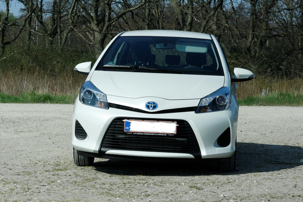 Toyota Yaris Hybrid billede 3