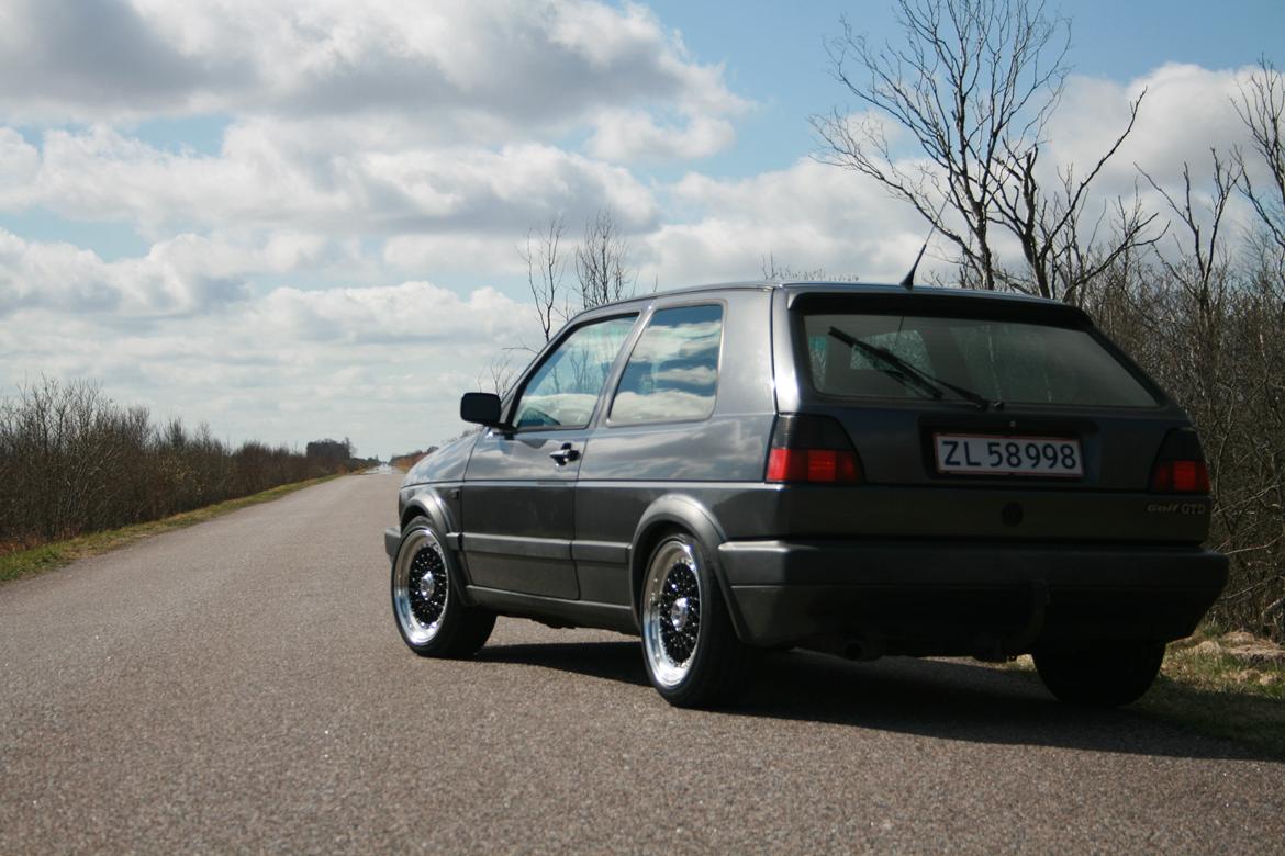 VW Golf 2 GTD - Das Auto. billede 1