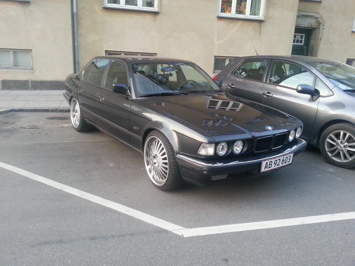 BMW E32 750i billede 13