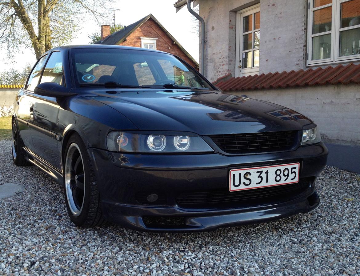 Opel Vectra B 2.5 V6 R.I.P billede 1