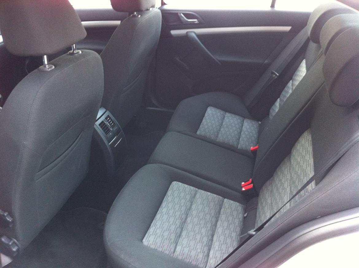 Skoda Octavia 2.0 TDI Ambiente  (SOLGT) billede 12