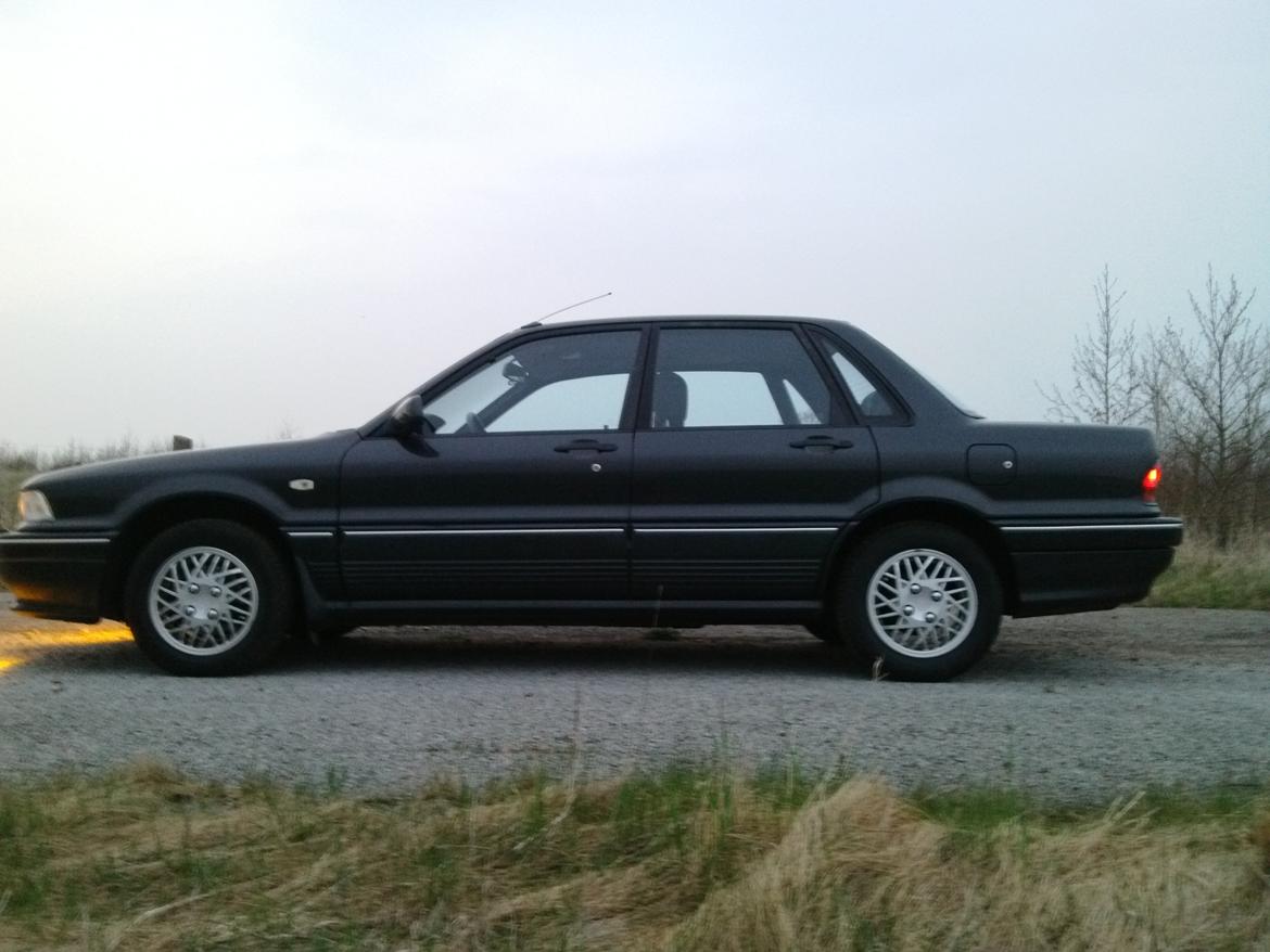 Mitsubishi Galant Limited Edition billede 7