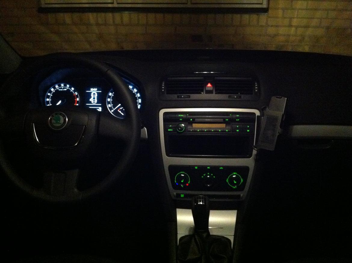 Skoda Octavia 2.0 TDI Ambiente  (SOLGT) billede 13