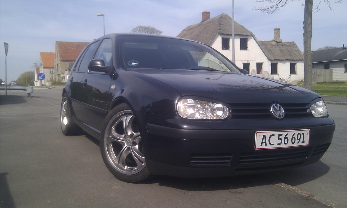 VW Golf 4 billede 1