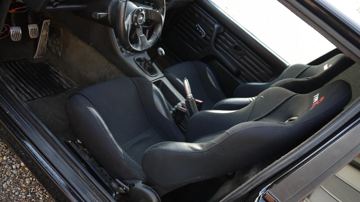 BMW E30 320i / 323i billede 2