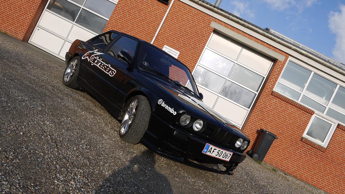 BMW E30 320i / 323i billede 13