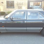 Mercedes Benz 300 SE W126