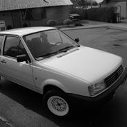 VW Polo Coupe Black/White Edition