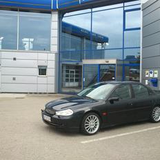 Ford Mondeo (ST200 replica)