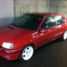 Renault Clio 1.8 16v