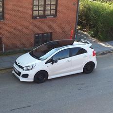 Kia Rio byd tilsalg for en god pris...