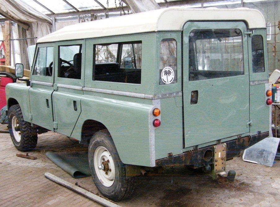 Land Rover Serie 3 Stationwagon - Det var så 1. gang med malerrullen billede 7