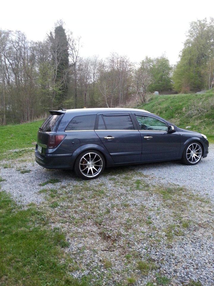 Opel Astra Wagon Cosmo "solgt:-(" billede 3