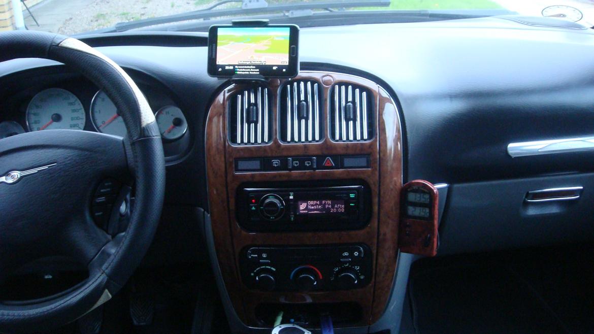 Chrysler Grand Voyager 2,4 SE Van billede 13