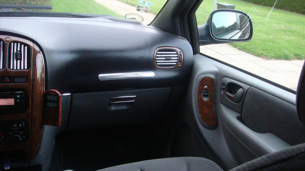 Chrysler Grand Voyager 2,4 SE Van billede 14