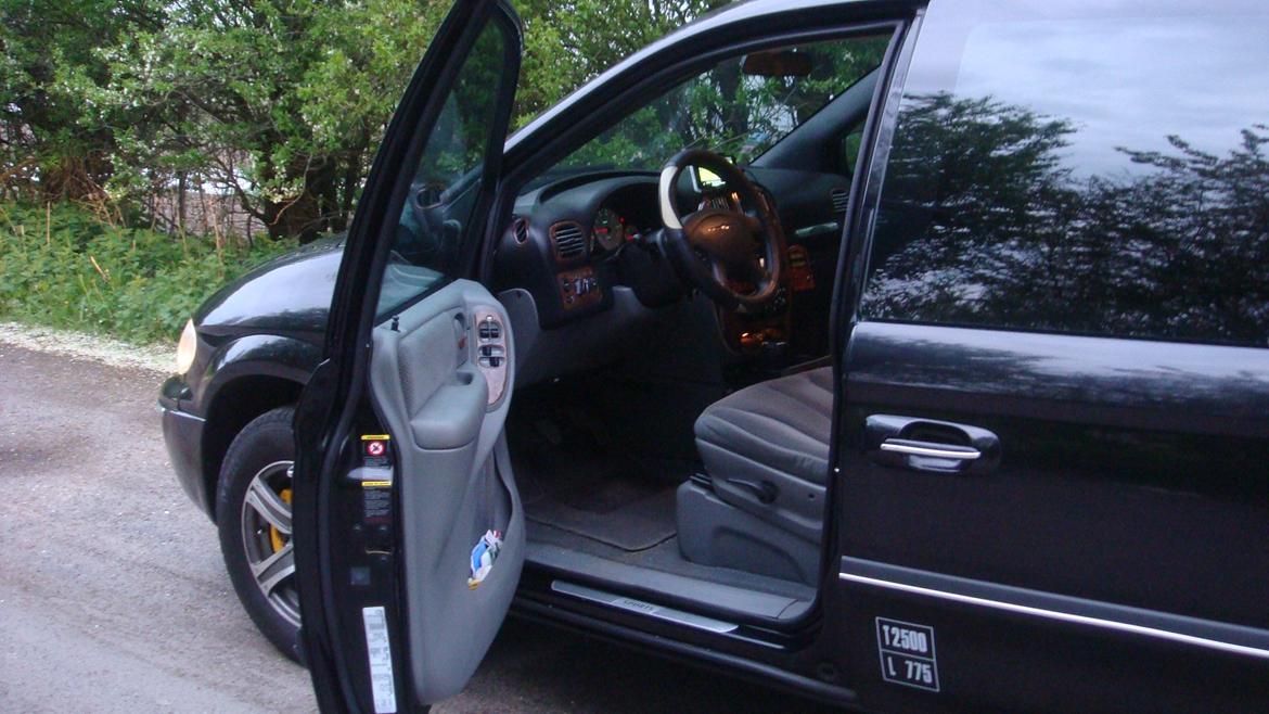 Chrysler Grand Voyager 2,4 SE Van billede 17