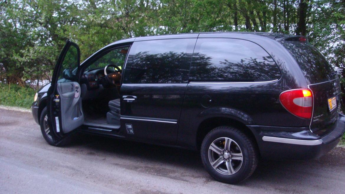 Chrysler Grand Voyager 2,4 SE Van billede 18