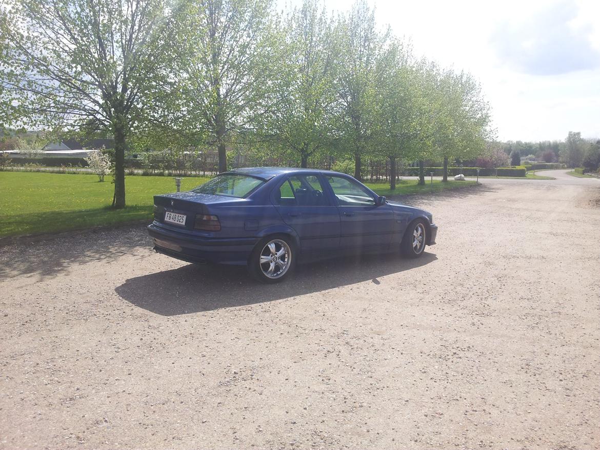 BMW E36 318i billede 1