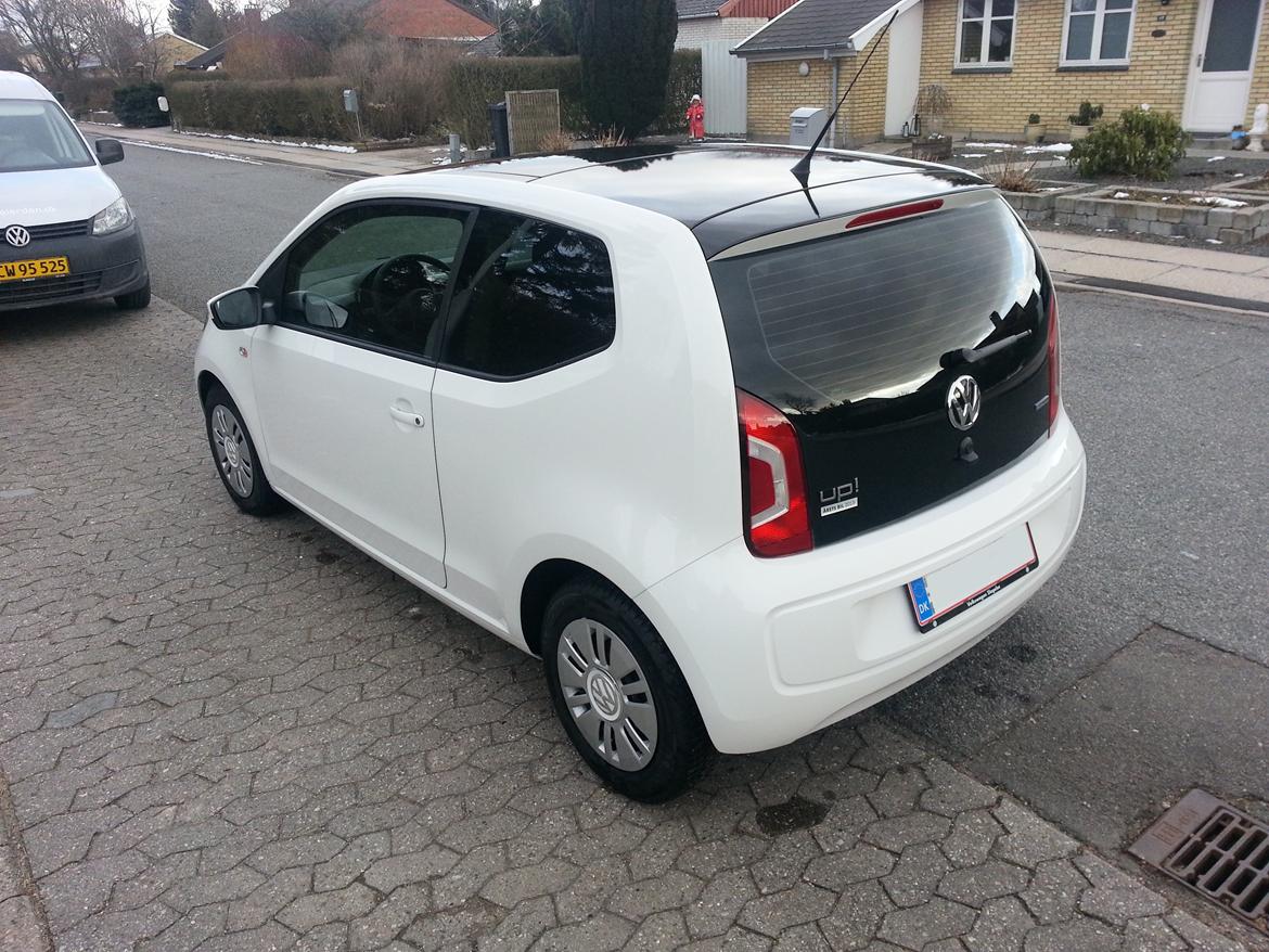VW Move Up! 75Hk Bmt - Panorama - Efter en hurtig vask
 billede 13