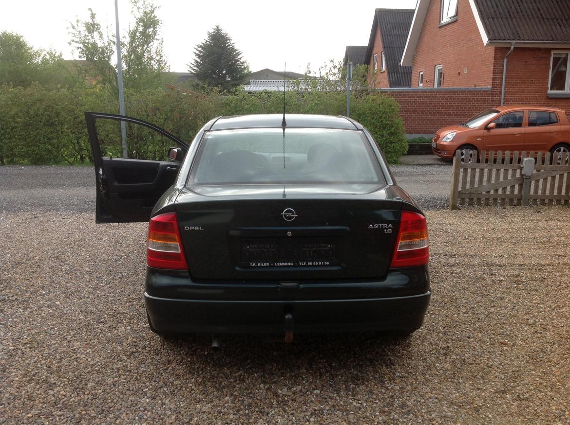 Opel astra g sedan 1.6 billede 3