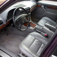 BMW E32 750 V12 (solgt)