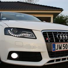 Audi A4 B8 2,0 TDI SOLGT