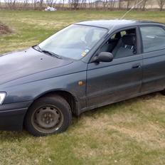 Toyota Carina E 1,6