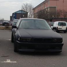 BMW 750i V12 [ tidligere bil ]