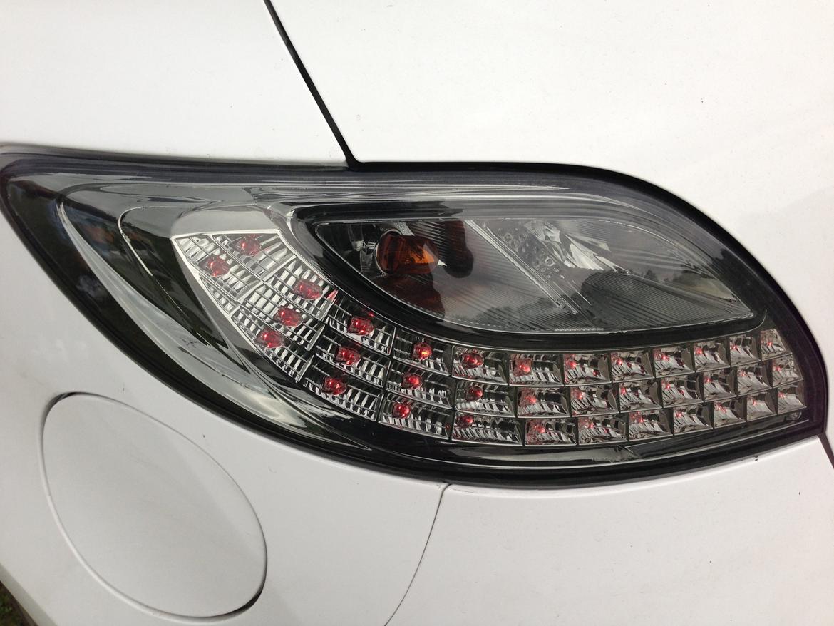 Mazda 2 DE 1,3 Hatchback billede 5