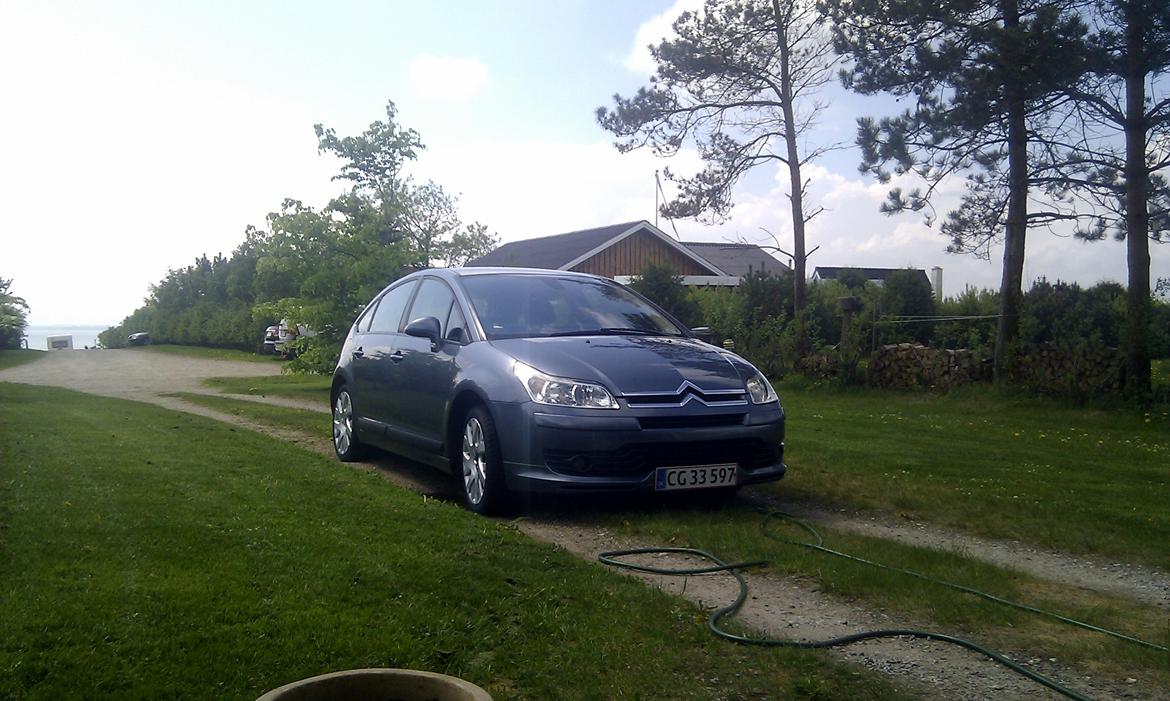 Citroën C4 2.0 HDI VTR+ billede 2